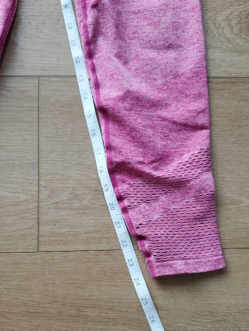 Victoria Secret Pink Seamless Active Leggings, Size Medium